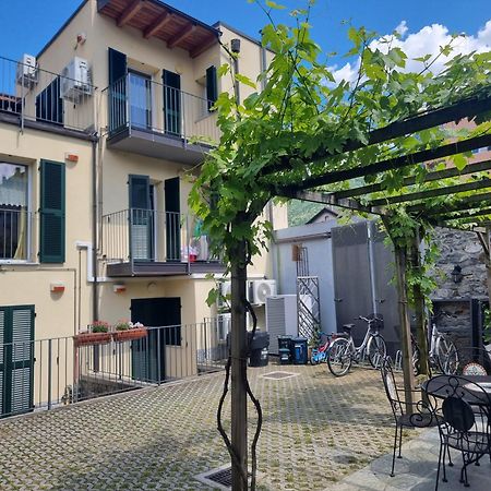 Residenze Lariane Appartement Colico Buitenkant foto