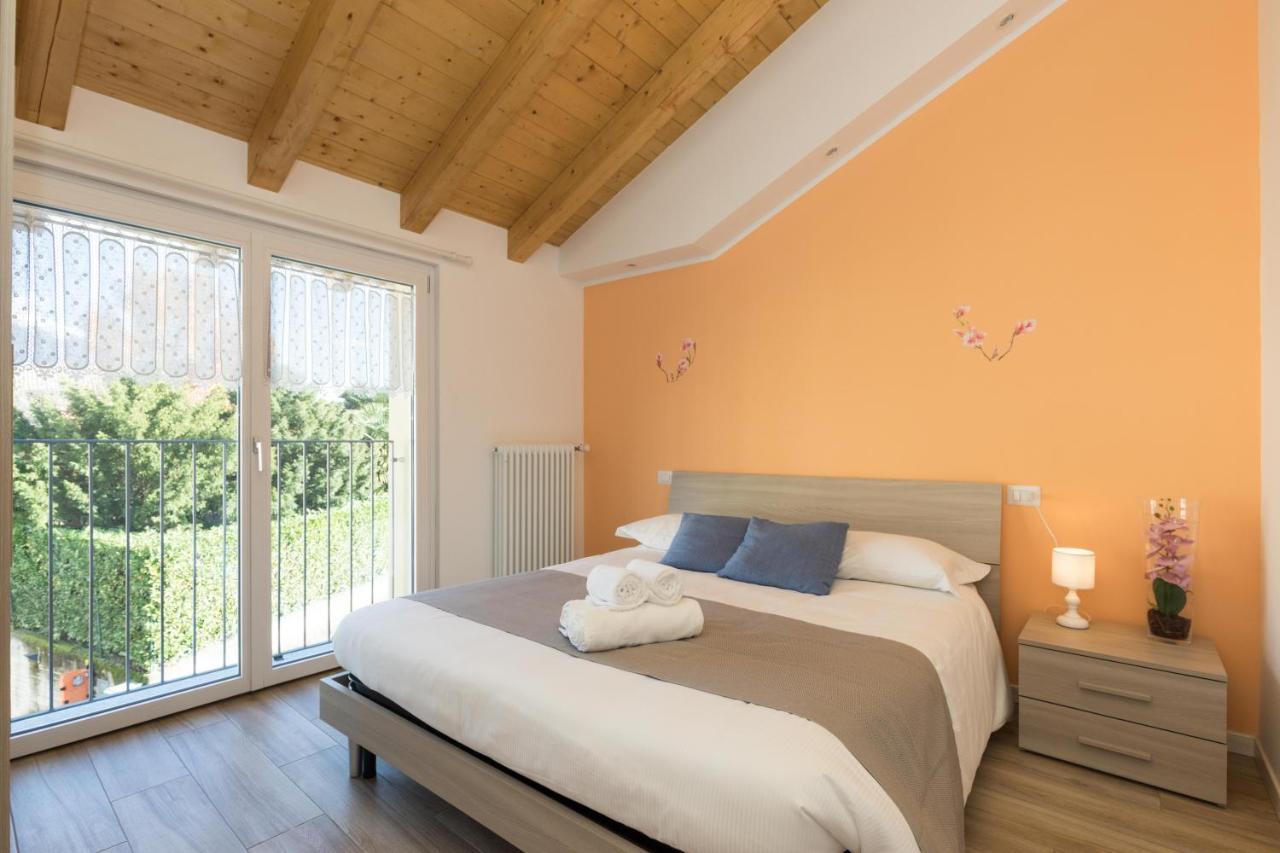 Residenze Lariane Appartement Colico Buitenkant foto