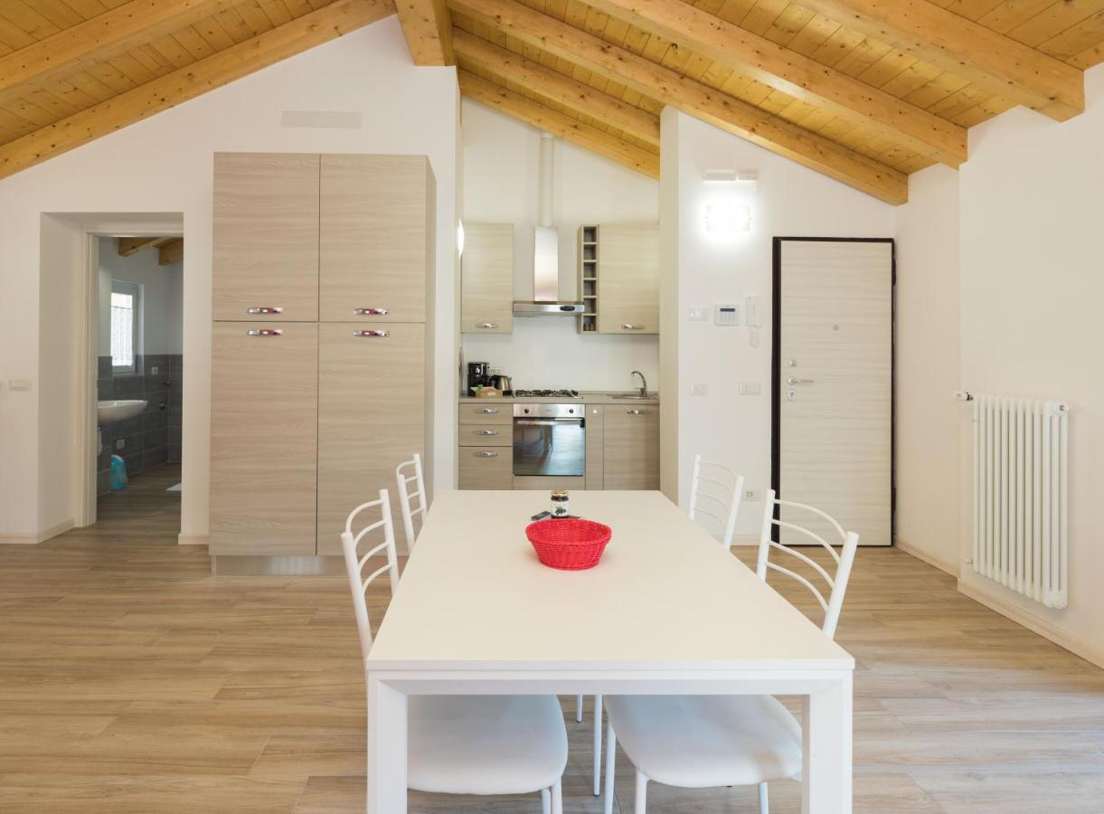 Residenze Lariane Appartement Colico Buitenkant foto