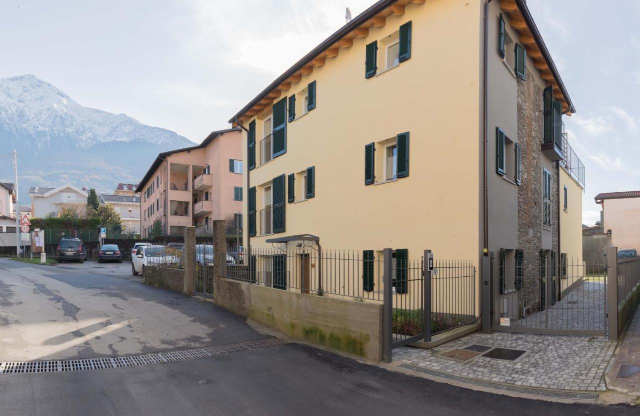 Residenze Lariane Appartement Colico Buitenkant foto